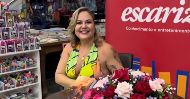 SINDSEMP apoia lançamento do livro “Violeta”, de autoria de Olívia Leal, servidora do MPSE